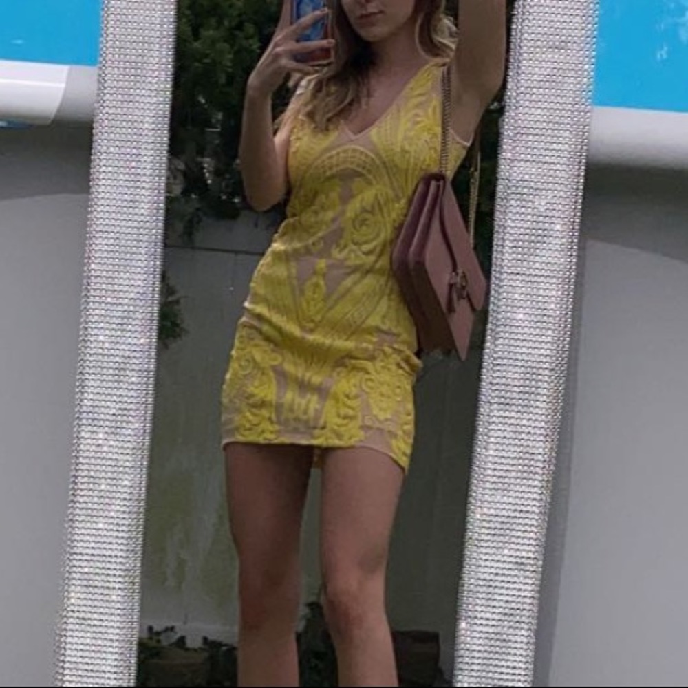 Windsor yellow midi dress